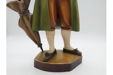 イタリア　ANRI(アンリ)　傘を持つ男　紳士　高さ約52cm　手彫りの温かい味わいが伝わってくる木彫り人形(置物、ウッドドール)(R-062099)