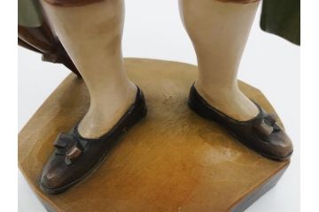 イタリア　ANRI(アンリ)　傘を持つ男　紳士　高さ約52cm　手彫りの温かい味わいが伝わってくる木彫り人形(置物、ウッドドール)(R-062099)