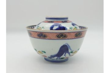 江戸期　大明萬暦年製　古伊万里　色絵　染付　稀少図柄　馬　3.8寸　約11.5cm　生き生きとした馬の絵付けが魅力の蓋付き茶碗2客セット(和食器、三寸八分)(R-062101)