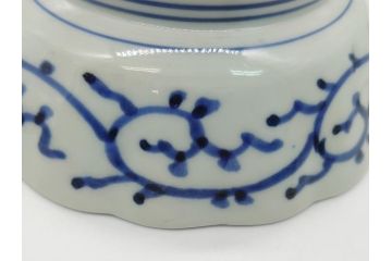 幕末期　伊万里焼　染付　線描き　花唐草文　5寸　約15.5cm　手描きの温かみが感じられる深皿3枚セット(中皿、変形皿、和食器、和皿、五寸)(R-062103)