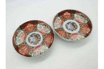 幕末〜明治期　伊万里焼　金襴手　色絵　染付　花桃文　5.4寸皿　約16.5cm　煌びやかで豪華な絵付けの深皿2枚セット(五寸四分、和皿、中皿、和食器)(R-062114)