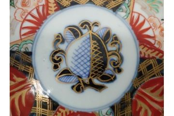 幕末〜明治期　伊万里焼　金襴手　色絵　染付　花桃文　5.4寸皿　約16.5cm　煌びやかで豪華な絵付けの深皿2枚セット(五寸四分、和皿、中皿、和食器)(R-062114)