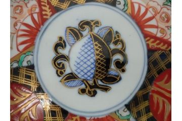 幕末〜明治期　伊万里焼　金襴手　色絵　染付　花桃文　5.4寸皿　約16.5cm　煌びやかで豪華な絵付けの深皿3枚セット(五寸四分、和皿、中皿、和食器)(R-062115)
