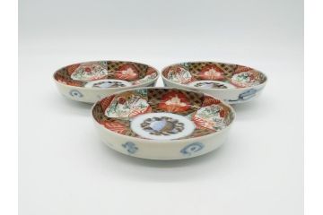 幕末〜明治期　伊万里焼　金襴手　色絵　染付　花桃文　5.4寸皿　約16.5cm　煌びやかで豪華な絵付けの深皿3枚セット(五寸四分、和皿、中皿、和食器)(R-062117)