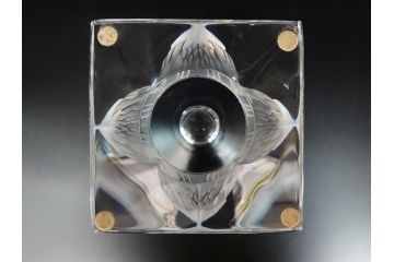 フランス　LALIQUE(ラリック)　梟　物静かに佇むフクロウが印象的なフラワーベース(クリスタル、花瓶、花器、ボウル、鉢、小物入れ、ふくろう)(R-062126)
