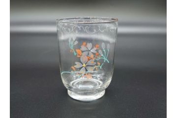 大正期　レトロ　エナメル絵付け　エナメル彩　花文　温かみのある可愛らしい絵付けが魅力のグラス6客と猪口1客のセット(タンブラー、リキュール、グラス、7点、グラスペインティング、ガラス)(R-062127)