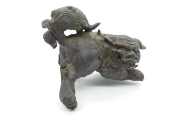 古玩　古銅　香炉　意匠を凝らした彫刻が見事な獅子2体(大、小)(置物、ディスプレイ、仏具、中国?)(R-062139)