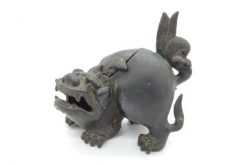 古玩　古銅　香炉　意匠を凝らした彫刻が見事な獅子2体(大、小)(置物、ディスプレイ、仏具、中国?)(R-062139)