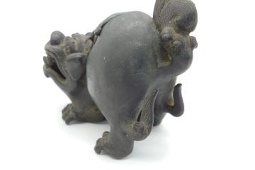古玩　古銅　香炉　意匠を凝らした彫刻が見事な獅子2体(大、小)(置物、ディスプレイ、仏具、中国?)(R-062139)