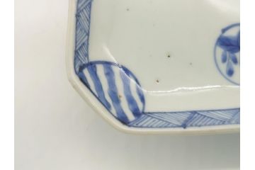 古伊万里　染付　丸紋　隅切り　5.3寸　約16cm　食卓を爽やかに彩る正角皿3客セット(葵、団花紋、五寸三分、変形皿、中皿、和皿、和食器)(R-062141)