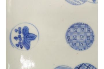 古伊万里　染付　丸紋　隅切り　5.3寸　約16cm　食卓を爽やかに彩る正角皿3客セット(葵、団花紋、五寸三分、変形皿、中皿、和皿、和食器)(R-062142)