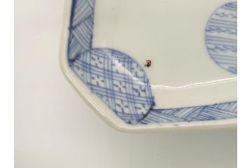 古伊万里　染付　丸紋　隅切り　5.3寸　約16cm　食卓を爽やかに彩る正角皿3客セット(葵、団花紋、五寸三分、変形皿、中皿、和皿、和食器)(R-062142)