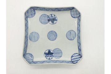 古伊万里　染付　丸紋　隅切り　5.3寸　約16cm　食卓を爽やかに彩る正角皿2客セット(葵、団花紋、五寸三分、変形皿、中皿、和皿、和食器)(R-062143)