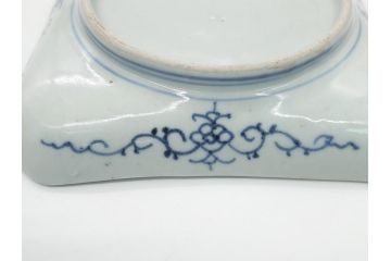 古伊万里　染付　丸紋　隅切り　5.3寸　約16cm　食卓を爽やかに彩る正角皿2客セット(葵、団花紋、五寸三分、変形皿、中皿、和皿、和食器)(R-062143)