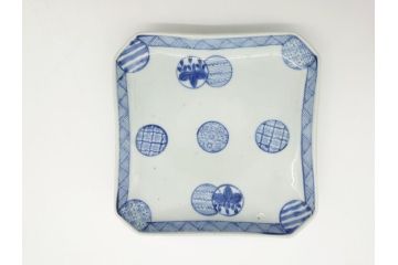 古伊万里　染付　丸紋　隅切り　5.3寸　約16cm　食卓を爽やかに彩る正角皿3客セット(葵、団花紋、五寸三分、変形皿、中皿、和皿、和食器)(R-062144)