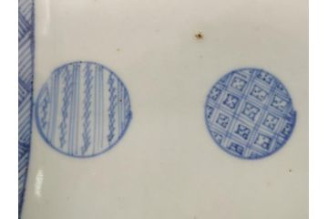 古伊万里　染付　丸紋　隅切り　5.3寸　約16cm　食卓を爽やかに彩る正角皿3客セット(葵、団花紋、五寸三分、変形皿、中皿、和皿、和食器)(R-062145)