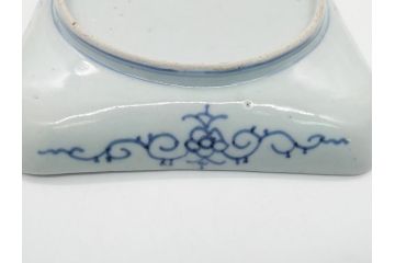 古伊万里　染付　丸紋　隅切り　5.3寸　約16cm　食卓を爽やかに彩る正角皿3客セット(葵、団花紋、五寸三分、変形皿、中皿、和皿、和食器)(R-062145)
