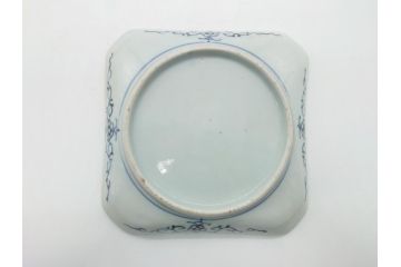 古伊万里　染付　丸紋　隅切り　5.3寸　約16cm　食卓を爽やかに彩る正角皿3客セット(葵、団花紋、五寸三分、変形皿、中皿、和皿、和食器)(R-062146)