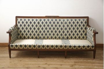 中古　美品　神戸洋家具　メープル不二屋　優雅な佇まいが魅力的な3人掛けソファ(ラウンジソファ、アームソファ、三人掛け、3P)(R-062153)