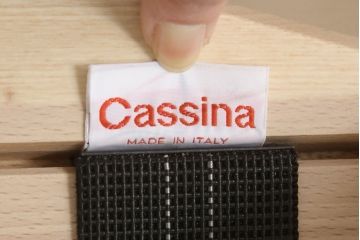 中古　超美品　Cassina(カッシーナ)　ELORO(エローロ)　FY革　本革　洗練されたモダンデザインが格好いい!!メンズライクな空間を演出する2人掛けソファ(2P、二人掛け、クッションソファ、レザーソファ、アームソファ)(定価約170万円)(R-062160)