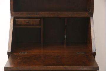和製ビンテージ　北海道民芸家具　絶版品　収納に便利な本棚付き!!シックなライティングビューロー(簿記机、引き出し、ブックシェルフ、本棚、飾り棚、収納棚、ワークデスク、在宅ワーク、在宅用、ヴィンテージ) (R-062162)