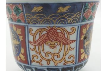明治期　上手物　伊万里　色絵　お茶の時間を華やかに演出する湯呑み2客セット(大・小)(和食器、茶器、茶道具)(R-062168)