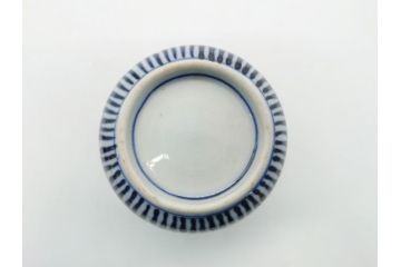 明治期　上手物　伊万里　色絵　お茶の時間を華やかに演出する湯呑み2客セット(大・小)(和食器、茶器、茶道具)(R-062168)