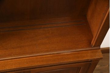 中古　美品　DREXEL HERITAGE(ドレクセルヘリテイジ)　Triune(トライユン)　上品な佇まいのブックケース(シェルフ、本棚、飾り棚、キャビネット、収納棚)(R-062172)