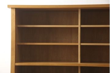 中古　美品　国産家具　和室・洋室どちらにも合う!!和モダンデザインの水屋箪笥(食器棚、収納棚、重ね戸棚、飾り棚、キャビネット)(R-062176)