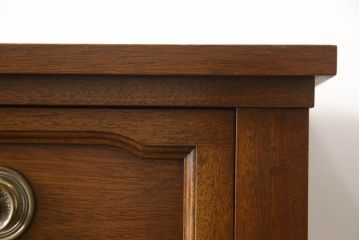 中古　美品　DREXEL HERITAGE(ドレクセルヘリテイジ)　Triune(トライユン)　気品溢れるエレガントなマホガニー材製チェスト(引き出し、サイドボード、サイドチェスト)(R-062183)