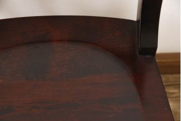 中古　九州民芸家具　すらりと伸びた後ろ脚と滑らかな木肌が上品なラダーバックチェア2脚セット(ダイニングチェア、板座チェア、イス、椅子)(R-062185)
