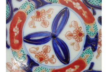 明治期　伊万里焼　色絵　金彩　花文　4寸皿　約12cm　色彩豊かで食卓に華やぎをもたらす小皿5客セット(四寸、赤絵、和食器、和皿)(R-062189)