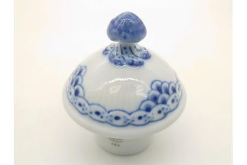 デンマーク　ROYAL　COPENHAGEN(ロイヤルコペンハーゲン)　プリンセス　ブルー　美しいレースの絵付けが優雅さを演出するコーヒーポット(ピッチャー、ティーポット、洋食器)(R-062192)