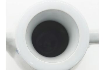 デンマーク　ROYAL　COPENHAGEN(ロイヤルコペンハーゲン)　プリンセス　ブルー　美しいレースの絵付けが優雅さを演出するコーヒーポット(ピッチャー、ティーポット、洋食器)(R-062192)