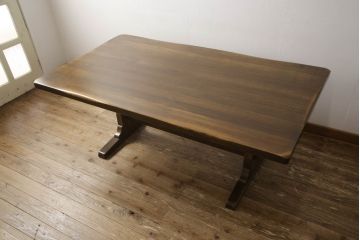 中古　美品　柏木工(KASHIWA)　WILDERNESS(ウィルダネス)　ナラ材　KT14H　美しい杢目とシックな色合いが魅力のダイニングテーブル(4人掛け、4P、6人掛け、6P、食卓)(定価約26万円)(R-062200)