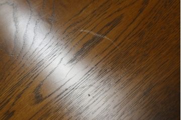 中古　IDC大塚家具取り扱い　加藤木工　Brooks(ブルックス)　サイドボード150　ナラ材　クラシカルな佇まいが美しいリビングボード(戸棚、収納棚、サイドキャビネット)(定価約32万円)(R-062203)