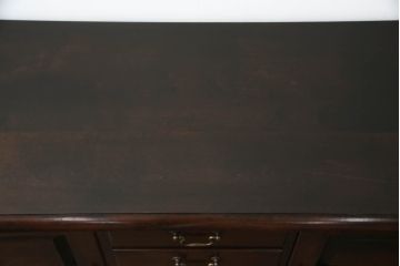 中古　松本民芸家具　クラシカルなデザインがおしゃれなA型ドレッサー(サイドボード、サイドキャビネット、引き出し、サイドチェスト、収納棚、ドレッシングチェスト)(定価約48万円)(R-062204)