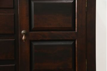 中古　松本民芸家具　クラシカルなデザインがおしゃれなA型ドレッサー(サイドボード、サイドキャビネット、引き出し、サイドチェスト、収納棚、ドレッシングチェスト)(定価約48万円)(R-062204)