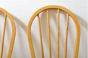 イギリスビンテージ　ERCOL(アーコール)　ナチュラルテイストのお部屋におすすめなフープバックチェア2脚セット(ダイニングチェア、ウィンザーチェア、ワークチェア、板座チェア、椅子、イス、ヴィンテージ、ウインザーチェア)(R-062206)