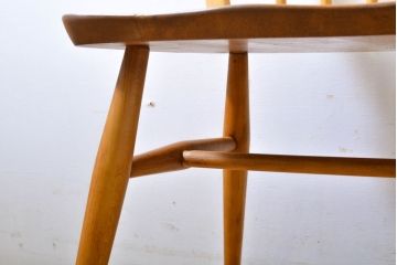 イギリスビンテージ　ERCOL(アーコール)　ナチュラルテイストのお部屋におすすめなフープバックチェア2脚セット(ダイニングチェア、ウィンザーチェア、ワークチェア、板座チェア、椅子、イス、ヴィンテージ、ウインザーチェア)(R-062206)