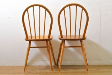 イギリスビンテージ　ERCOL(アーコール)　ナチュラルテイストのお部屋におすすめなフープバックチェア2脚セット(ダイニングチェア、ウィンザーチェア、ワークチェア、板座チェア、椅子、イス、ヴィンテージ、ウインザーチェア)(R-062206)