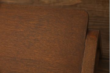 昭和レトロ　木の温もりが感じられる曲げ木のローテーブル(センターテーブル、食卓、座卓、リビングテーブル、作業台)(R-062221)