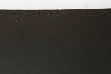 中古　軽井沢彫り　脚に施された意匠がお洒落なローテーブル(食卓、センターテーブル、リビングテーブル)(R-062227)