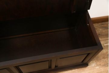 中古　希少　絶版品　北海道民芸家具　上品な佇まいと美しい木目が魅力の収納ボックス(ブランケットボックス、ベンチチェスト、コファ)(R-062228)