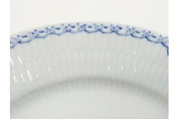 デンマーク　ROYAL　COPENHAGEN(ロイヤルコペンハーゲン)　プリンセス　ブルー　美しいレースの縁取りが優雅さを演出するディーププレート(約22.5)&ピックルディッシュ(約25)セット(洋食器、フラット、舟形、楕円プレート)(R-062235)