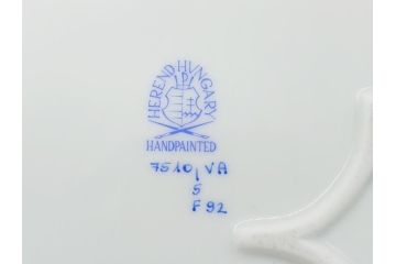 ハンガリー　HEREND HVNGARY ヘレンド　ヴィクトリア　花と蝶　エレガントで高貴な印象のプレート(トレイ、角皿、透かし、ビクトリア)(R-062236)