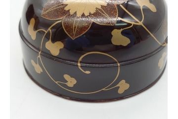 明治期　蒔絵　花唐草　梨地　木製　丁寧な職人技が光る棗(共箱付き、3段、茶道具、漆工芸)(R-062238)