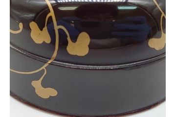 明治期　蒔絵　花唐草　梨地　木製　丁寧な職人技が光る棗(共箱付き、3段、茶道具、漆工芸)(R-062238)
