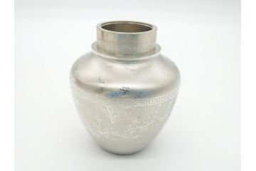 薩摩　谷山正錫　山崎畩五郎　錫製　カコシマ　彫金細工　茶心壷(共箱付き、茶筒、煎茶道具)(R-062239)