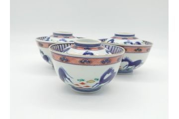 江戸期　萬暦年製　古伊万里　色絵　染付　稀少図柄　馬　3.8寸　約11.5cm　生き生きとした馬の絵付けが魅力の蓋付き茶碗3客セット(和食器、三寸八分)(R-062241)